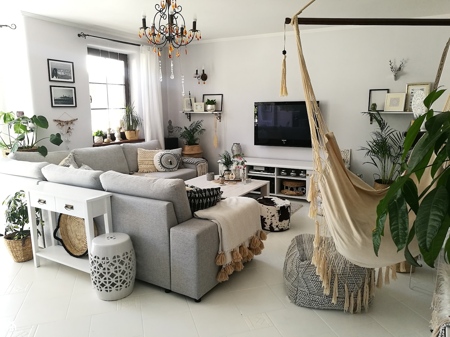 Scandi Boho Ma Y Szary Salon Styl Skandynawski Zdj Cie Od Emiliana