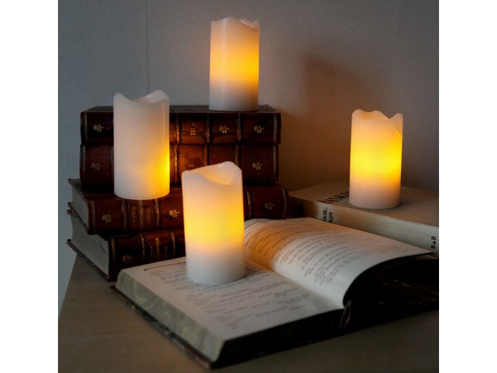 LED CANDLE - 4 Świeczki Białe LED Wys.10cm + pilot