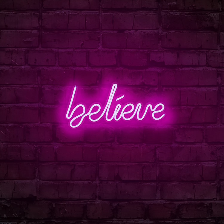 Neon na ścianę Letely z napisem Believe różowy  - zdjęcie 3