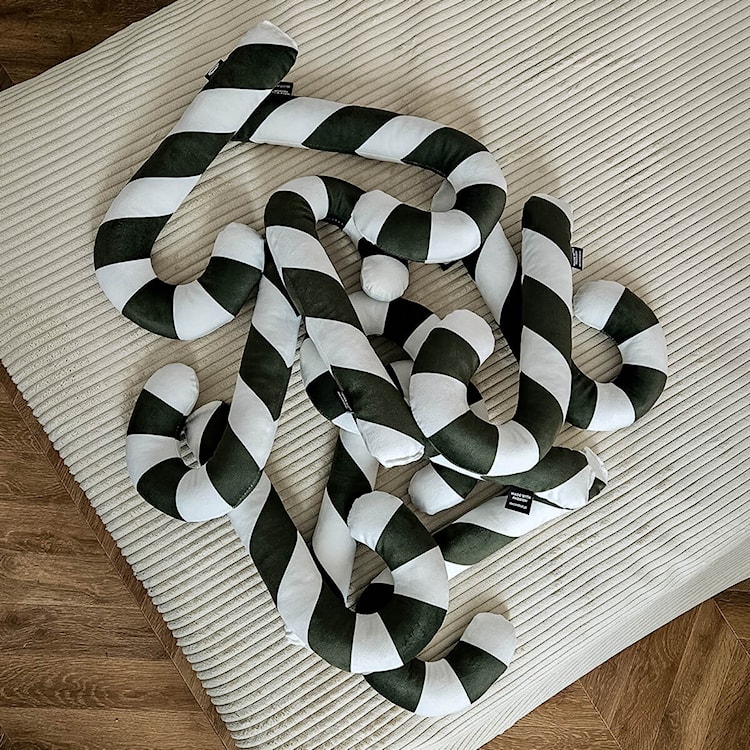 Poduszka XMAS 34 cm zielona laska cukrowa  - zdjęcie 3