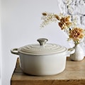 Le Creuset - Brytfanna żeliwna Signature 20 cm kremowa  - zdjęcie 2