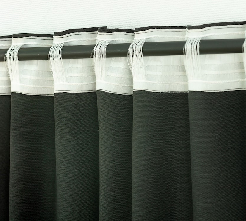 Zasłona na taśmie marszczącej Basic 280x140 cm bazaltowa  - zdjęcie 7