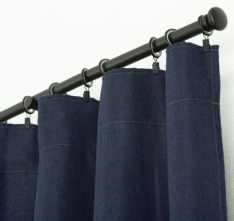 Zasłona na taśmie marszczącej Basic 300x140 cm ciemnoniebieska  - zdjęcie 3