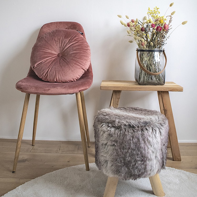 Krzesło tapicerowane Iger różowe na brązowych nogach  - zdjęcie 2
