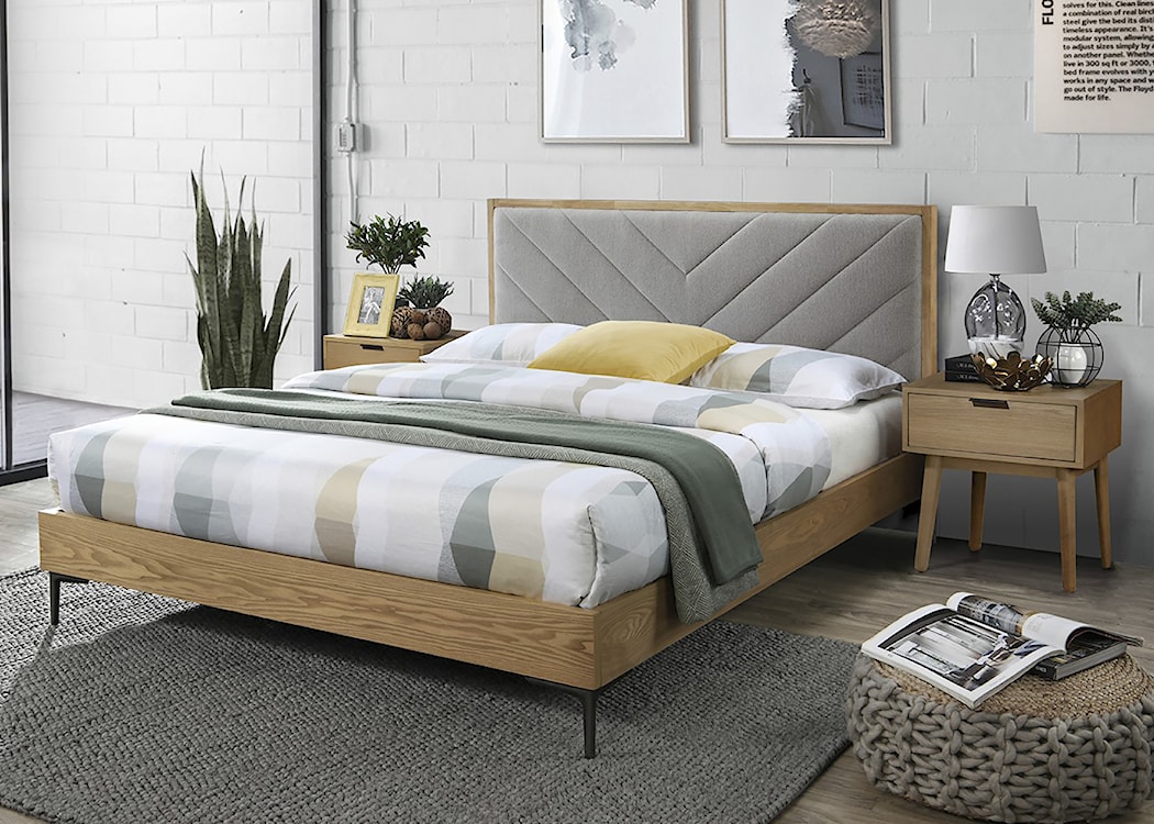 Łóżko drewniane z tapicerowanym zagłówkiem Zaneya 160x200 cm  - zdjęcie 2
