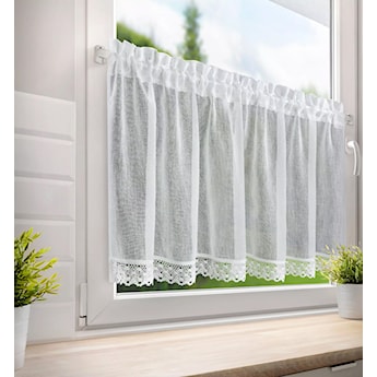 Zazdrostka Lisa biała z koronką 