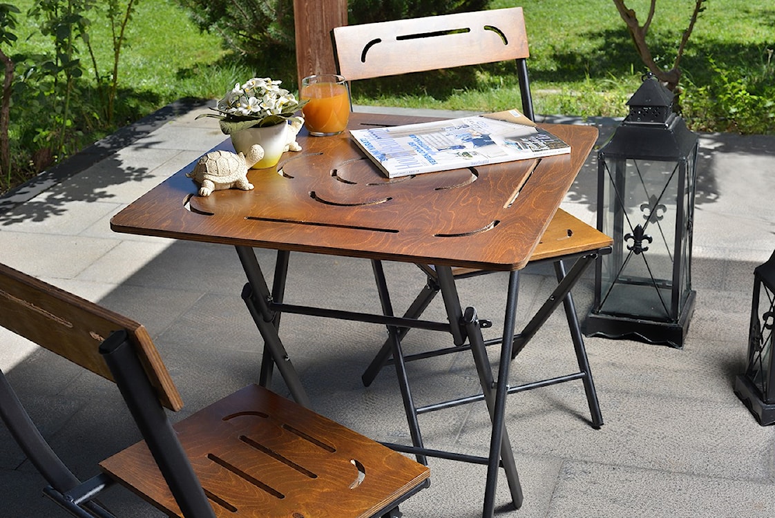 Zestaw ogrodowy dwuosobowy Devolls ze stolikiem i krzesłami brązowy   - zdjęcie 4