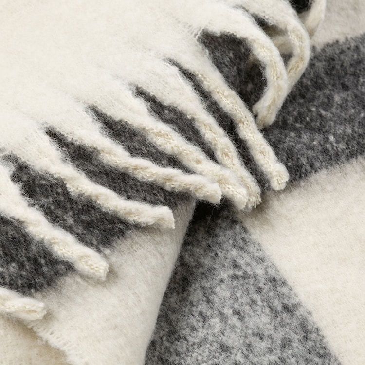 Koc narzuta Moher 170x130 cm czarno-kremowy  - zdjęcie 7