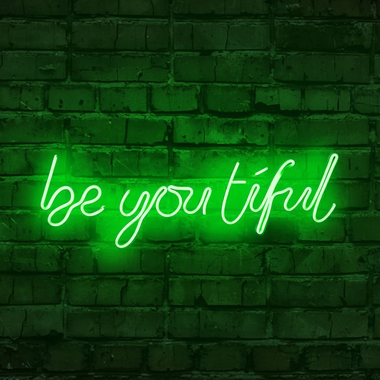 Neon na ścianę Letely z napisem BeYOUtiful zielony  - zdjęcie 3