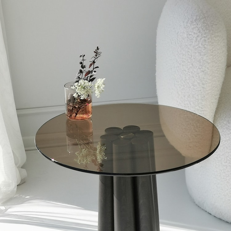 Stolik kawowy Nogrilles o średnicy 50 cm brązowe szkło/ drewno bukowe  - zdjęcie 5