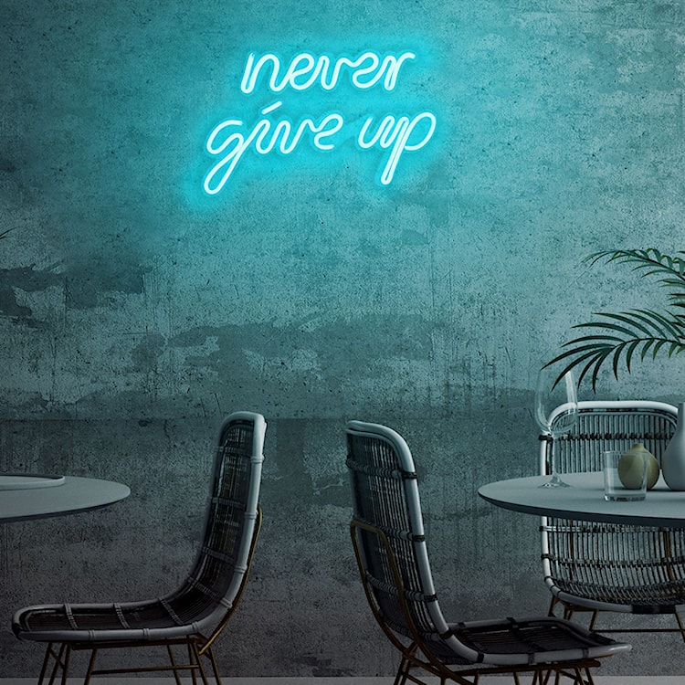 Neon na ścianę Letely z napisem Never Give Up niebieski  - zdjęcie 5