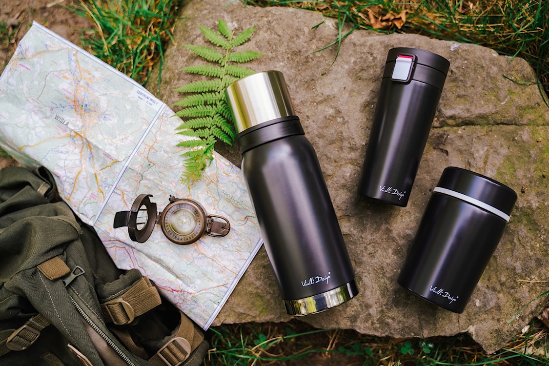 Termos turystyczny z 2 kubkami Fuori 1L grafitowy  - zdjęcie 11