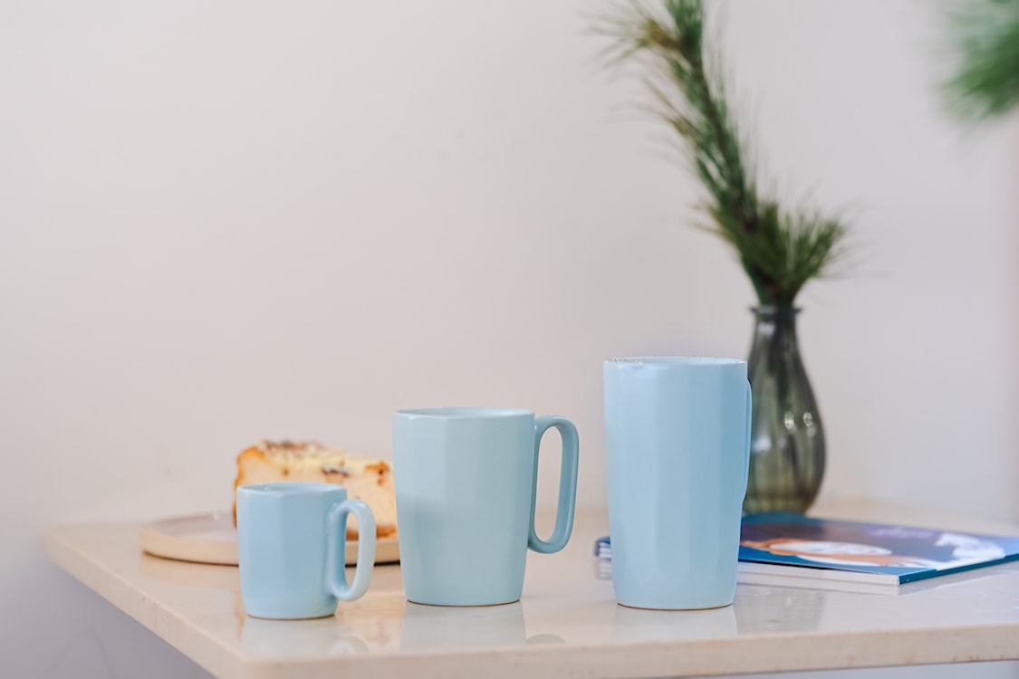 Zestaw 2 kubków Fuori 330 ml ceramiczne miętowe  - zdjęcie 4