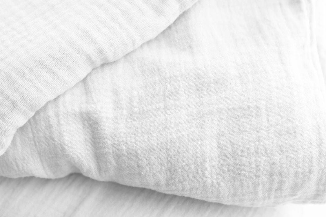 Komplet pościeli bawełnianej Muslin 200x160 cm z dwiema poszewkami na poduszkę 80x70 cm biała  - zdjęcie 4