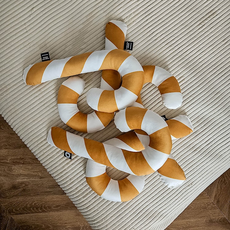 Poduszka XMAS 34 cm żółta laska cukrowa  - zdjęcie 2