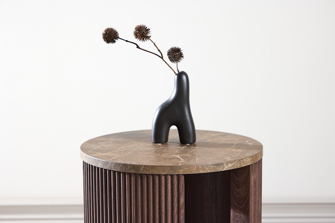 Stolik kawowy Comitty okrągły 40 cm mokka z ryflowaną podstawą  - zdjęcie 3