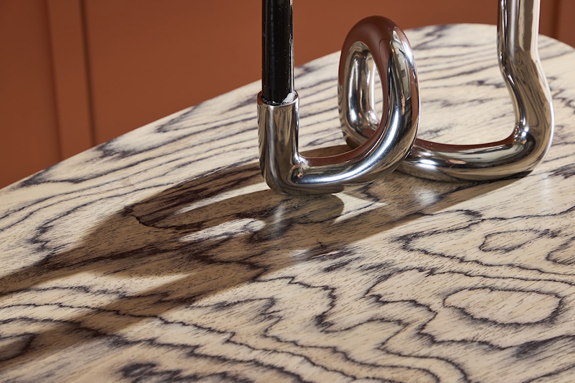 Stolik kawowy Ritony 70x45 cm dąb bielony z czarnym usłojeniem  - zdjęcie 3