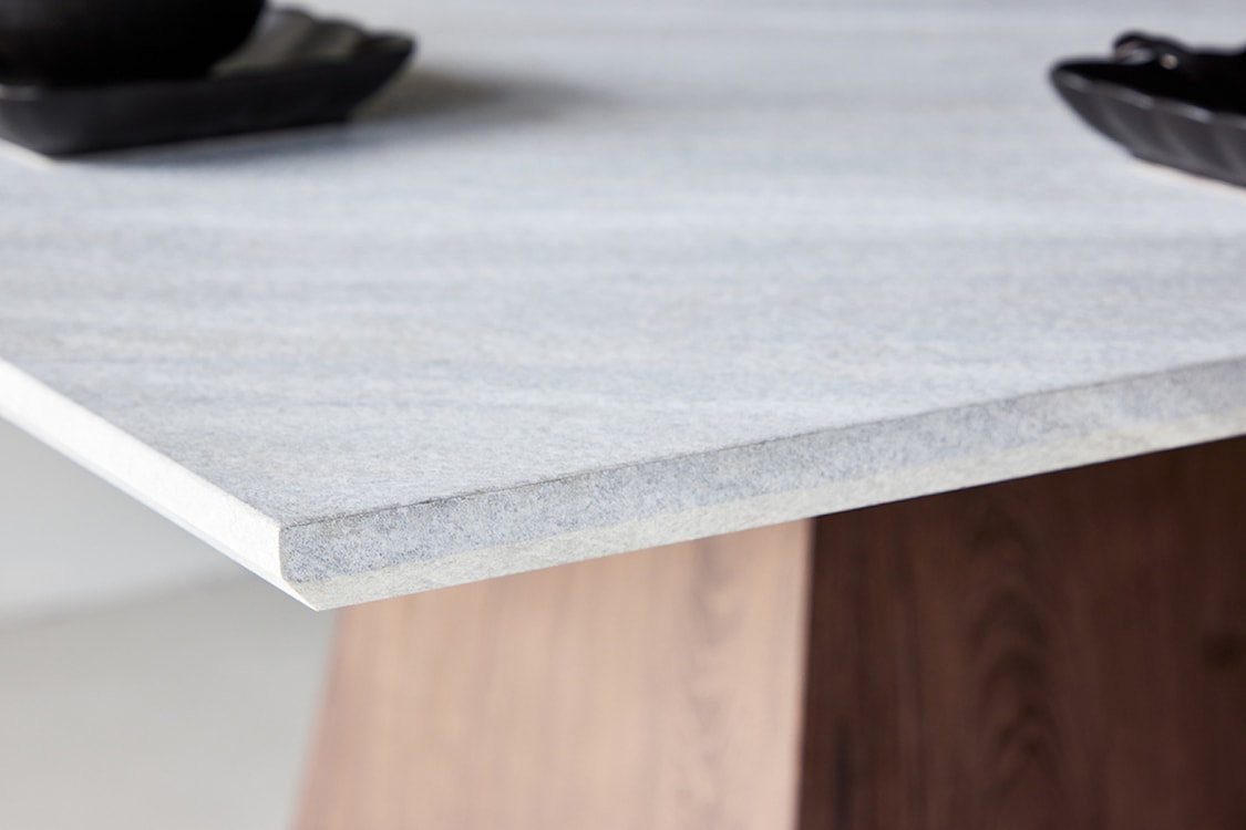 Stół do jadalni Elvarre 120x120 cm jasnoszary kamień z podstawą orzech  - zdjęcie 4