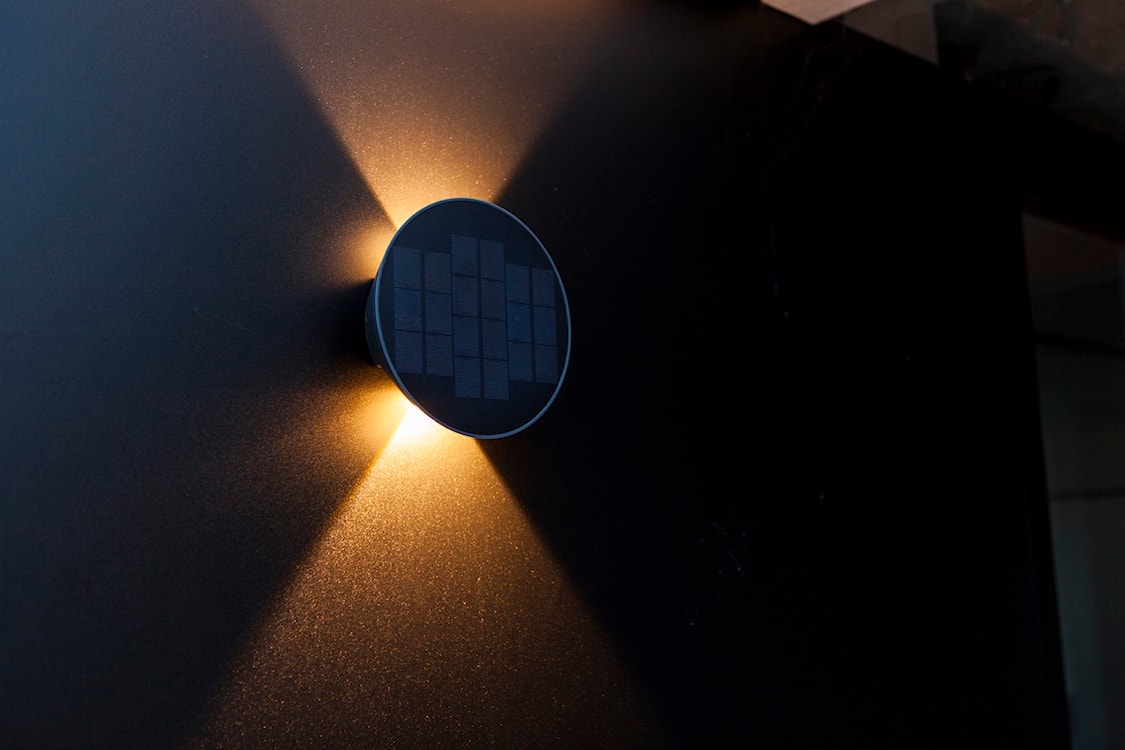 Kinkiet zewnętrzny Belka LED solarny czarny  - zdjęcie 5