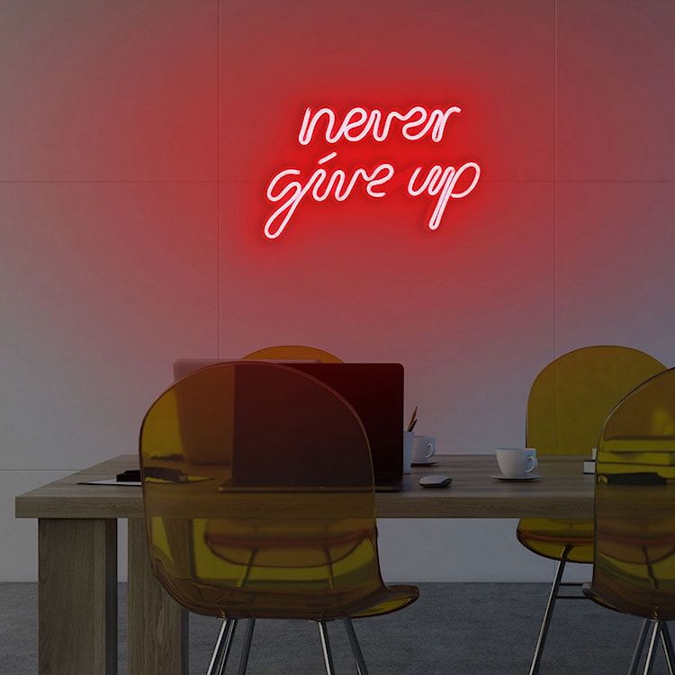 Neon na ścianę Letely z napisem Never Give Up czerwony  - zdjęcie 4