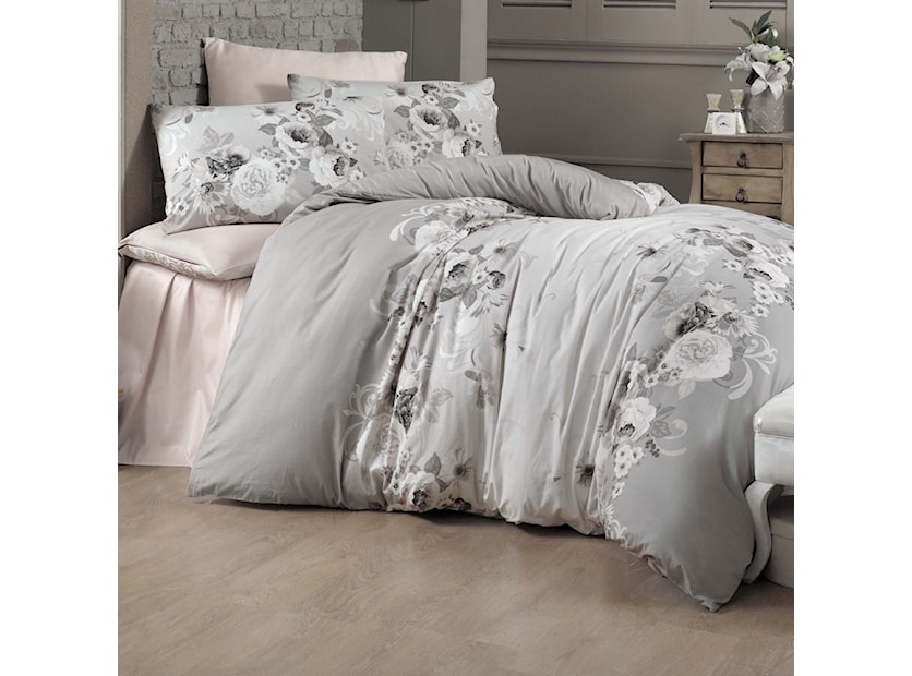 Komplet pościeli Romace 200x220 cm z czterema poszewkami na poduszkę 2 x 50x70 cm i 2 x 70x70 cm z prześcieradłem i z prześcieradłem 