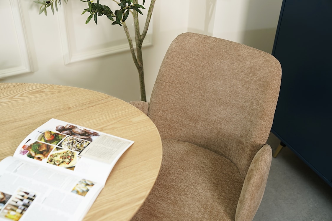 Krzesło tapicerowane Micates z podłokietnikami ciemnobeżowy  - zdjęcie 2