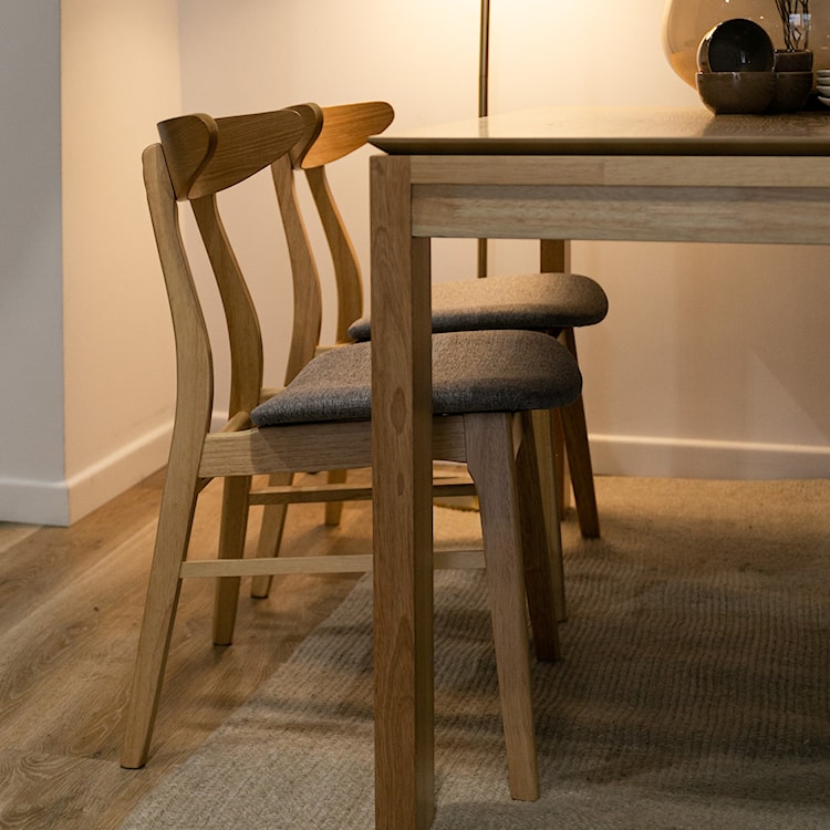 Krzesło drewniane Gooddly dąb naturalny/szare  - zdjęcie 3