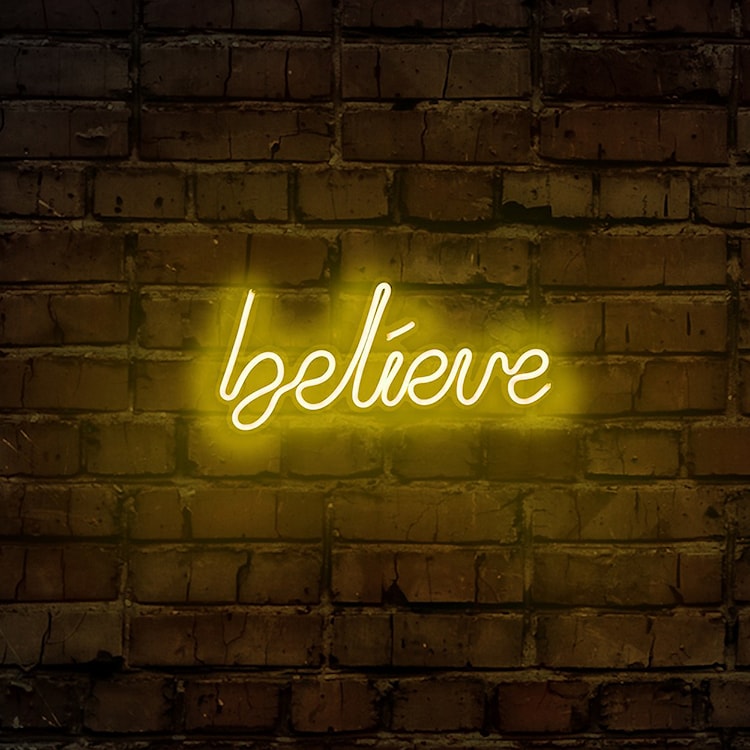 Neon na ścianę Letely z napisem Believe żółty  - zdjęcie 2