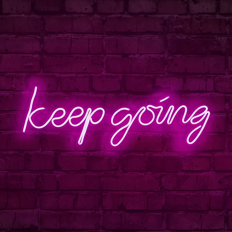 Neon na ścianę Letely z napisem Keep Going różowy  - zdjęcie 2