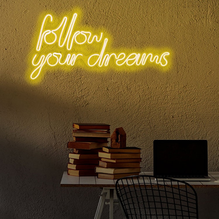 Neon na ścianę Letely z napisem Follow Your Dreams żółty  - zdjęcie 3