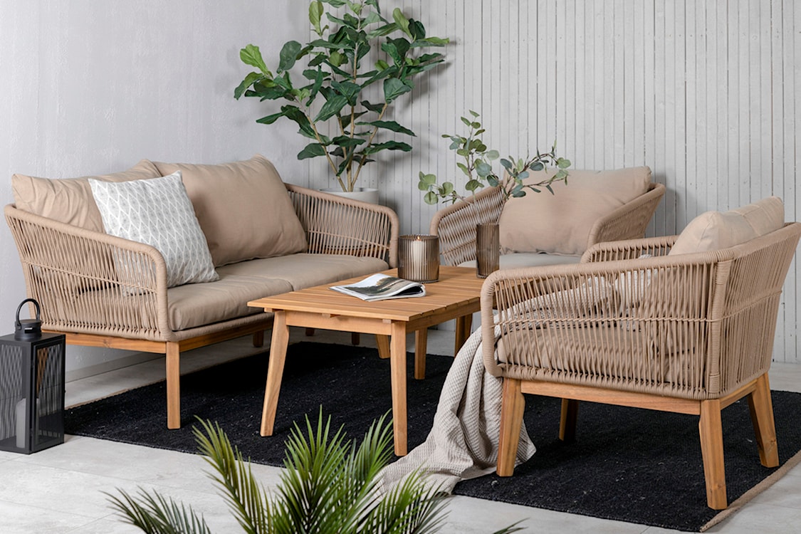 Zestaw mebli ogrodowych Comforre z sofą, dwoma fotelami i stolikiem kawowym drewniany beżowy  - zdjęcie 2