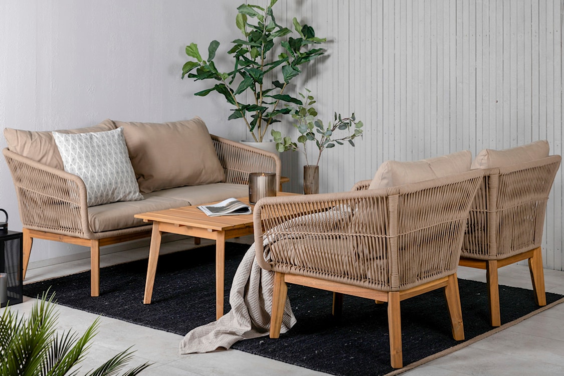 Zestaw mebli ogrodowych Comforre z sofą, dwoma fotelami i stolikiem kawowym drewniany beżowy  - zdjęcie 3
