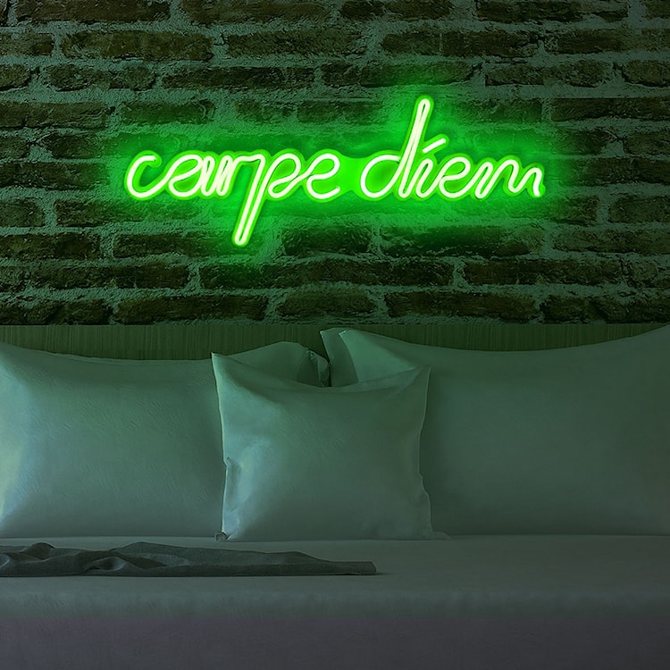 Neon na ścianę Letely z napisem Carpe Diem zielony  - zdjęcie 3