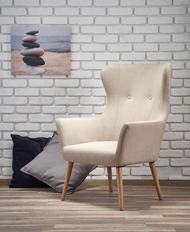 Fotel Emifban na drewnianych nogach - beżowe tapicerowanie  - zdjęcie 10