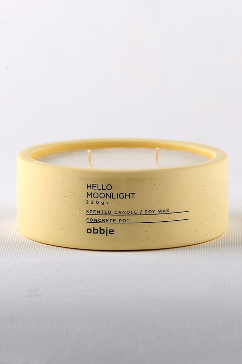 Świeca Hello Moonlight o zapachu wanilii i marshmallow  - zdjęcie 4