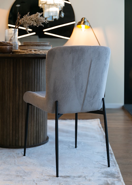 Krzesło tapicerowane Neul jasnoszary sztruks na czarnych nogach  - zdjęcie 4