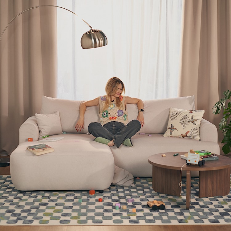 Narożnik z funkcją spania Ovo mini L-kształtny lewostronny z pojemnikiem kremowy welur łatwoczyszczący  - zdjęcie 2