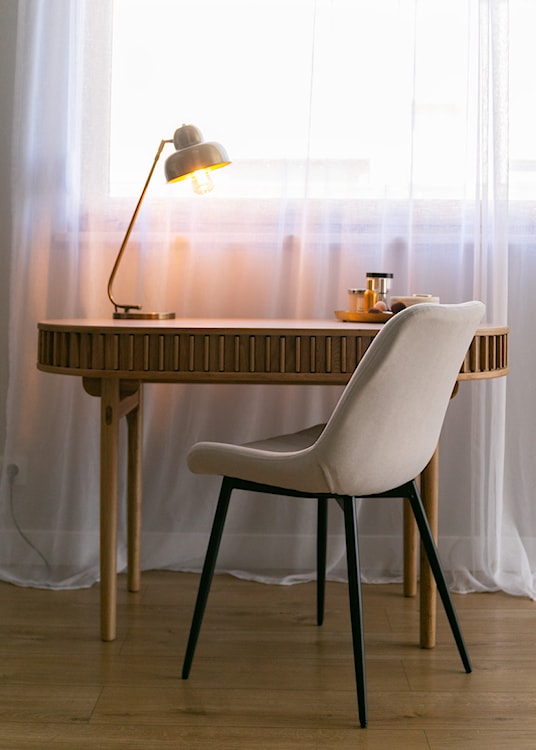 Krzesło tapicerowane Roploy kremowy velvet  - zdjęcie 3