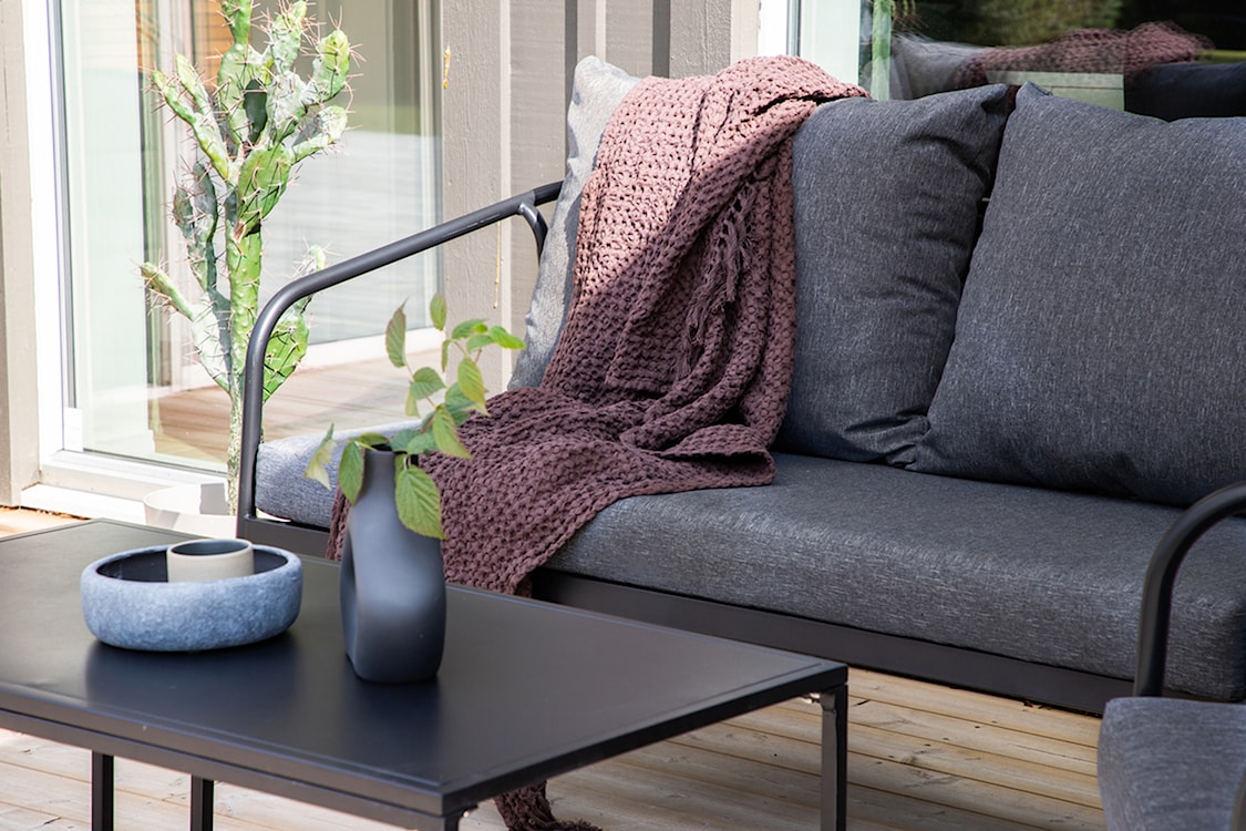 Zestaw ogrodowy Sationne z sofą, dwoma fotelami i stolikami metalowa rama czarny/ciemnoszary  - zdjęcie 3