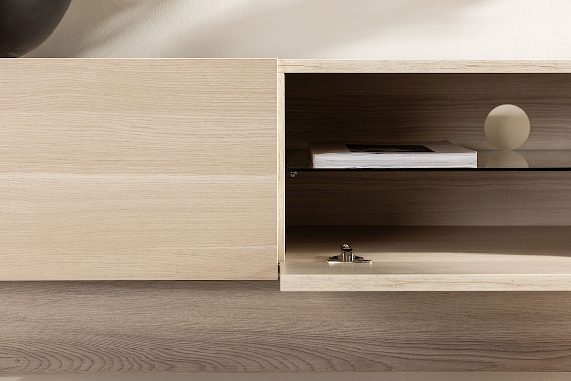 Szafka RTV Siveran 160x45 cm w kolorze naturalnym  - zdjęcie 5