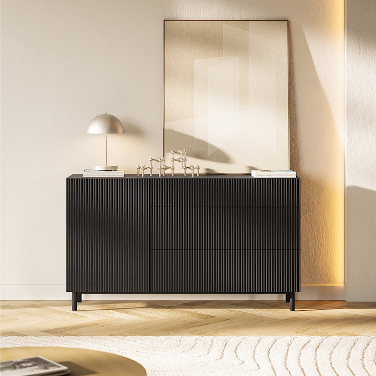 Komoda jednodrzwiowa Veldio New z frezowanym frontem i trzema szufladami 140 cm czarna  - zdjęcie 3