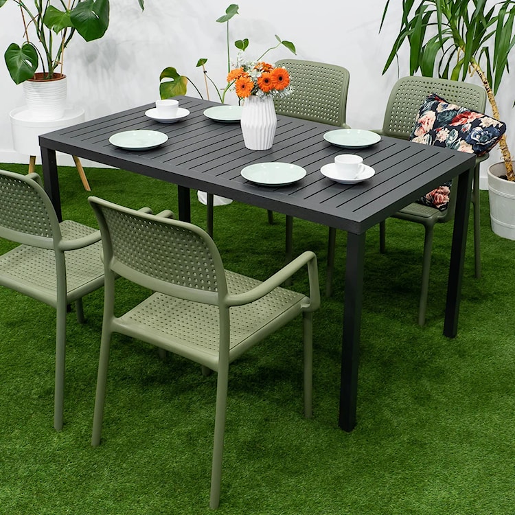 Zestaw ogrodowy stół Cube 140x80 cm i 4 krzesła z podłokietnikami Bora Nardi z certyfikowanego tworzywa antracytowy  - zdjęcie 2
