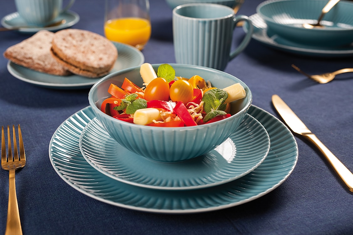 Zestaw 6 kubków porcelanowych Daisy 350 ml turkusowy  - zdjęcie 6