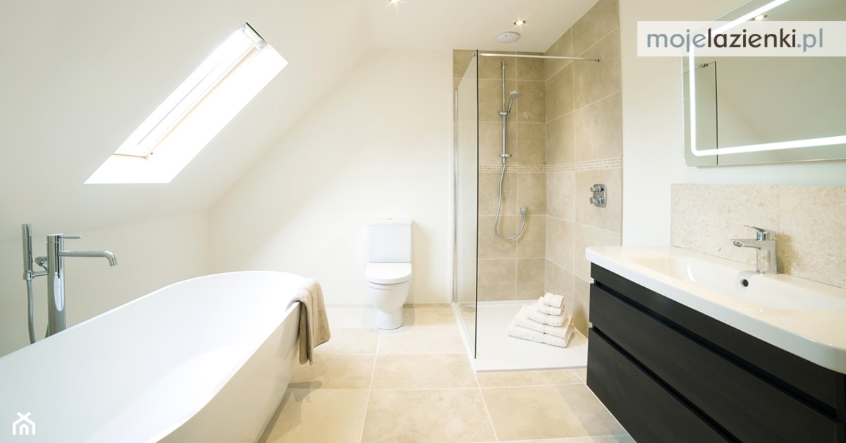 Nowoczesna łazienka z prysznicem i wanną - zdjęcie od mojelazienki - Homebook