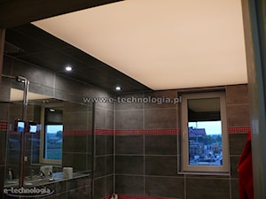 Sufity napinane w łazience - zdjęcie od E-TECHNOLOGIA Leszek Łazarski