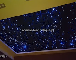 oświetlenie salonu gwiezdne niebo - zdjęcie od E-TECHNOLOGIA Leszek Łazarski - Homebook