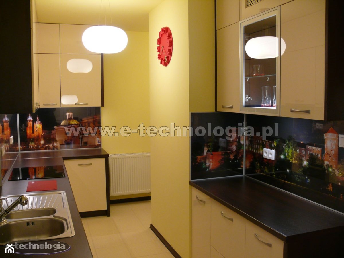 Oświetlenie kuchni - zdjęcie od E-TECHNOLOGIA Leszek Łazarski - Homebook