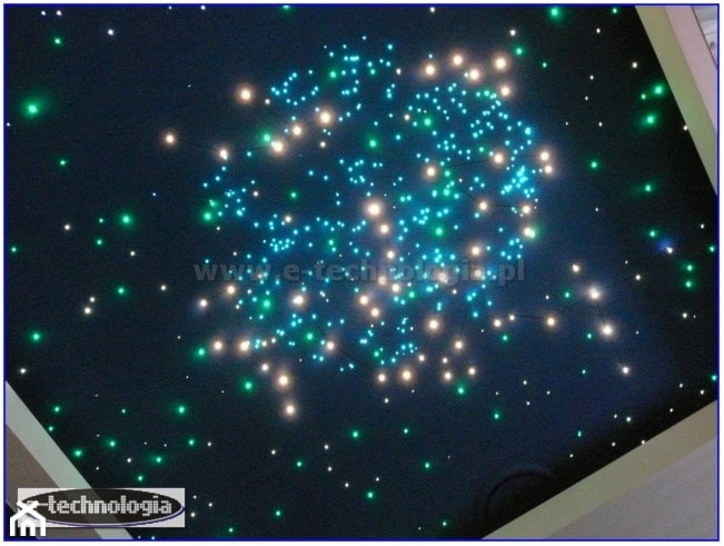 Oświetlenie sypialni światłowodowe - zdjęcie od E-TECHNOLOGIA Leszek Łazarski - Homebook