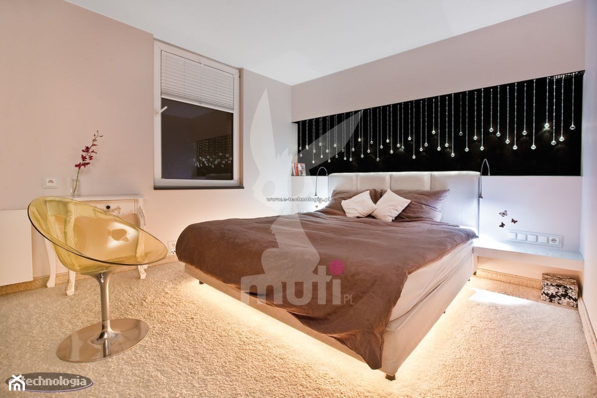 Oświetlenie sypialni e-technologia - zdjęcie od E-TECHNOLOGIA Leszek Łazarski - Homebook