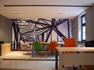biuro w Poznaniu - Duże szare biuro, styl minimalistyczny - zdjęcie od Archideko